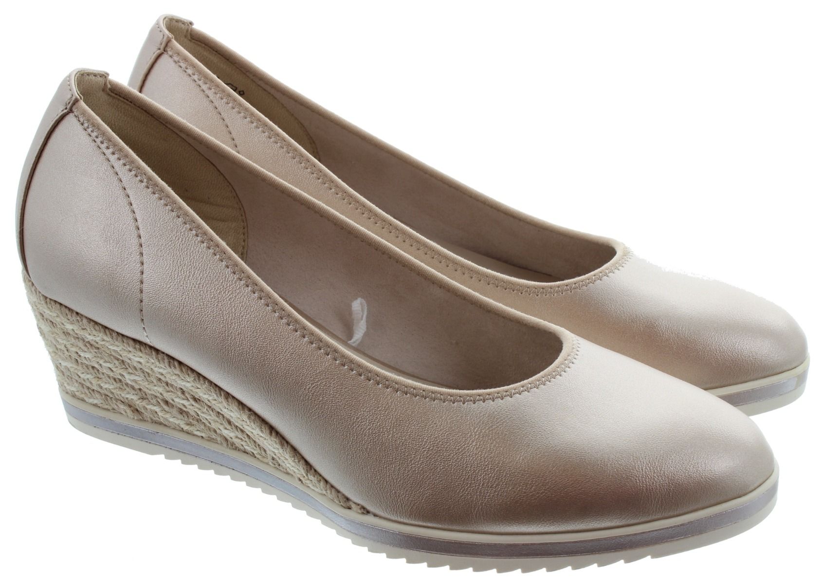 Tamaris clearance wedge shoes