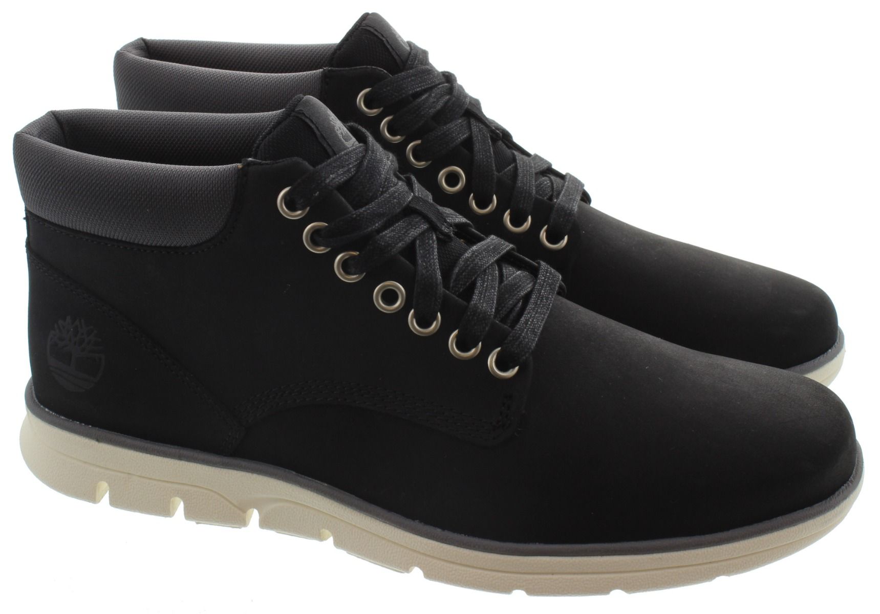 Timberland grey & black deals bradstreet chukka boots