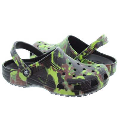 Black camo crocs hotsell