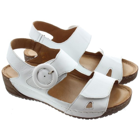 ADESSO Ladies Lily Wedge Sandals In White 