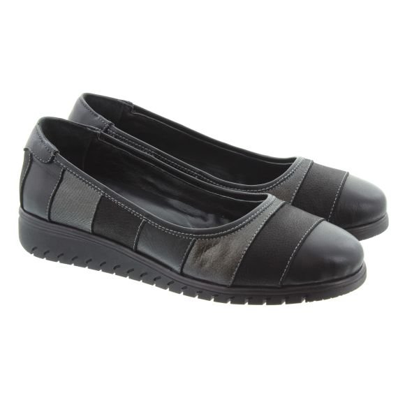 LUNAR Ladies FLE102 Stormy Slip On Shoes In Black