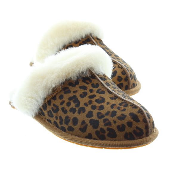 ladies ugg slippers size 6